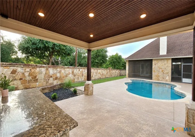 Photo 4 of Single family home for sale at 407 Creekside Dr, Salado, TX 76571 | MLS# 617370 | Listing updated on 2026-09-15