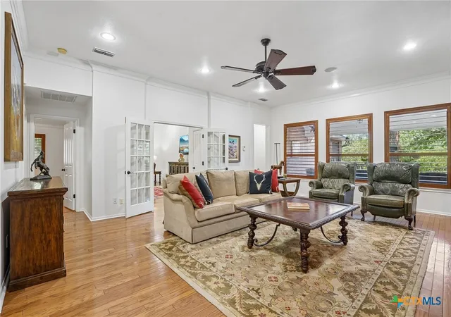 Photo 4 of Single family home for sale at 9331 Gardenia Bnd Dr, San Antonio, TX 78266 | MLS# 614636 | Listing updated on 2026-08-25