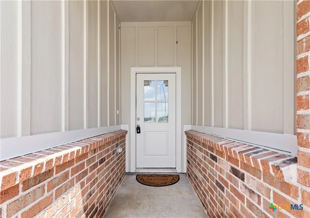 Photo 3 of Sale Pending at 314 Cardinal Dr, Port Lavaca, TX 77979 | MLS# 616743 | Listing updated on 2026-09-01