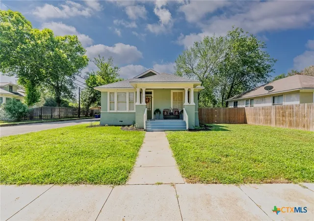 Photo 1 of Single family home for sale at 626 Saint Vincent St, Gonzales, TX 78629 | MLS# 617542 | Listing updated on 2026-08-24