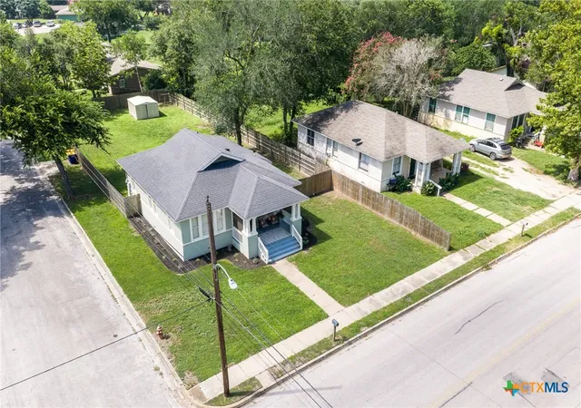 Photo 2 of Single family home for sale at 626 Saint Vincent St, Gonzales, TX 78629 | MLS# 617542 | Listing updated on 2026-08-24