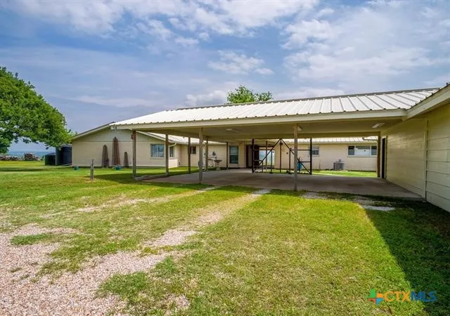 Photo 4 of Single family home for sale at 736 W Lakecrest Dr, Bluffton, TX 78607 | MLS# 617557 | Listing updated on 2026-10-07