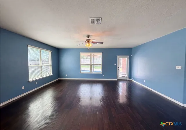 Photo 3 of Single family home for sale at 824 Tuscan Rd, Harker Heights, TX 76548 | MLS# 617598 | Listing updated on 2026-09-24