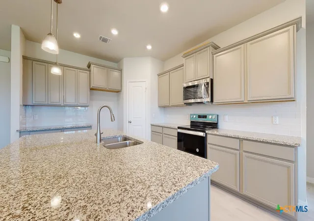 Photo 3 of Sale Pending at 9820 Jett Dr, Temple, TX 76502 | MLS# 617608 | Listing updated on 2026-08-20
