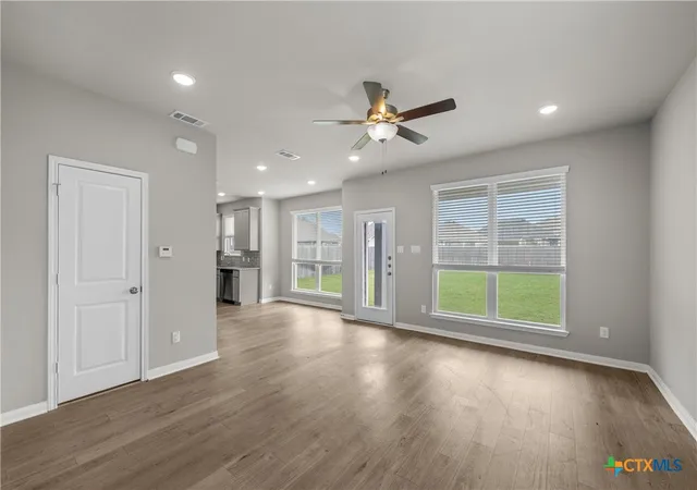 Photo 3 of Single family home for sale at 11509 Ullrich Ct, Lorena, TX 76655 | MLS# 617617 | Listing updated on 2026-08-20