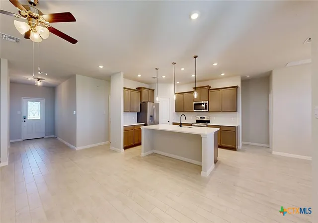 Photo 3 of Single family home for sale at 14520 Egon Dr, Salado, TX 76571 | MLS# 617726 | Listing updated on 2026-09-15