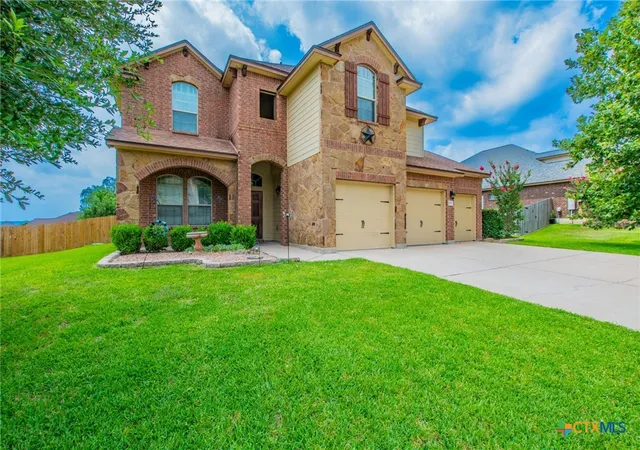 Photo 2 of Sale Pending at 3902 Scenic Trl Dr, Harker Heights, TX 76548 | MLS# 617741 | Listing updated on 2026-09-10