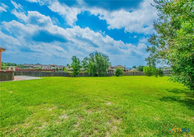Photo 4 of Sale Pending at 3902 Scenic Trl Dr, Harker Heights, TX 76548 | MLS# 617741 | Listing updated on 2026-09-10