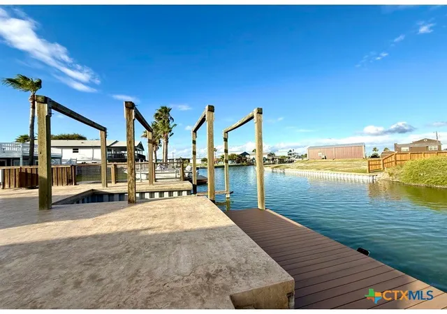 Photo 1 of Sale Pending at 127 Copano Cvs Rd, Rockport, TX 78382 | MLS# 617591 | Listing updated on 2026-08-29