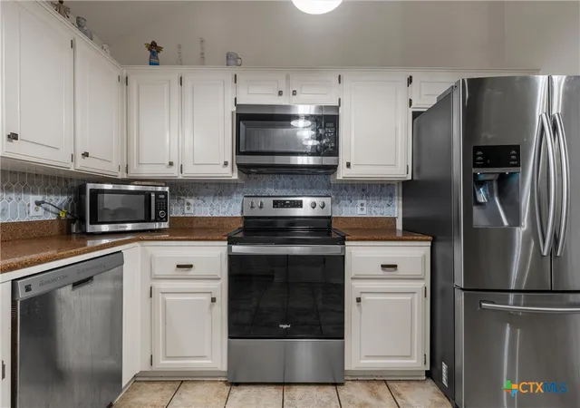 Photo 3 of Single family home for sale at 2723 Cyn Oaks Ct, Temple, TX 76502 | MLS# 617305 | Listing updated on 2026-08-04