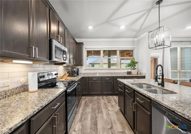 Photo 4 of Sale Pending at 3249 Samson Dr, Lorena, TX 76655 | MLS# 617620 | Listing updated on 2026-09-02
