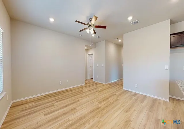 Photo 4 of Single family home for sale at 501 Hector Loop, Georgetown, TX 78626 | MLS# 617908 | Listing updated on 2026-09-15