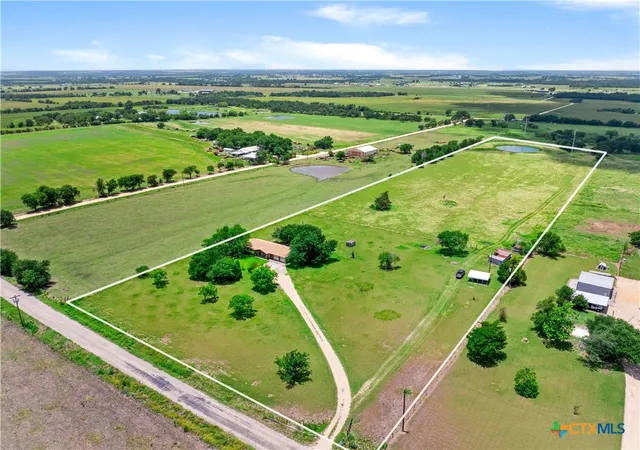 Photo 1 of Single family home for sale at 2002 Airville Rd, Temple, TX 76501 | MLS# 614960 | Listing updated on 2026-08-31