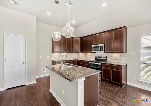 Photo 3 of Sale Pending at 5338 Lancaster Dr, Belton, TX 76513 | MLS# 617836 | Listing updated on 2026-10-01