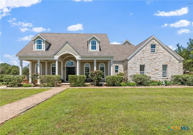 Photo 3 of Single family home for sale at 211 Pintail St, Kyle, TX 78640 | MLS# 617763 | Listing updated on 2026-09-08