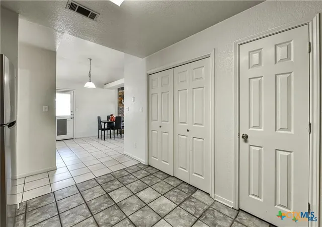Photo 3 of Sale Pending at 3805 Hitchrock Dr, Killeen, TX 76549 | MLS# 617861 | Listing updated on 2026-08-10