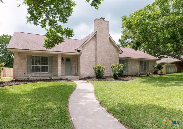 Photo 1 of Single family home for sale at 105 Spokane St, Victoria, TX 77904 | MLS# 617958 | Listing updated on 2026-09-16