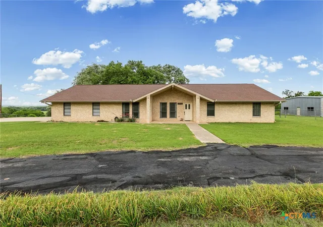 Photo 2 of Single family home for sale at 10040 W Fm 93, Belton, TX 76513 | MLS# 618025 | Listing updated on 2026-09-01