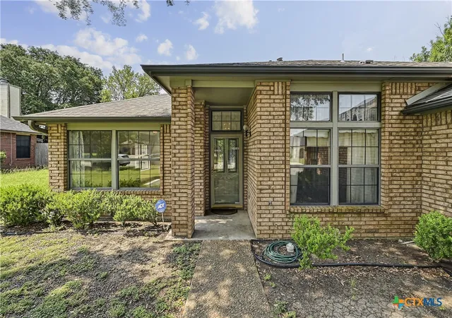 Photo 2 of Single family home for sale at 200 Shawnee Trl, Harker Heights, TX 76548 | MLS# 617748 | Listing updated on 2026-08-24