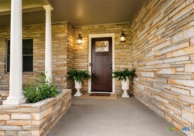 Photo 3 of Single family home for sale at 291 N Mesquite Dr, Victoria, TX 77905 | MLS# 617960 | Listing updated on 2026-08-29