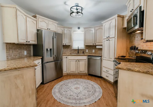 Photo 4 of Single family home for sale at 291 N Mesquite Dr, Victoria, TX 77905 | MLS# 617960 | Listing updated on 2026-08-29