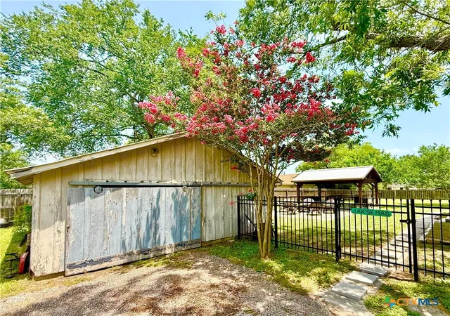 Photo 47 of Single family home for sale at 602 N Ridge St, Hallettsville, TX 77964 | MLS# 617638 | Listing updated on 2026-08-30