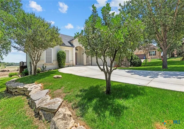 Photo 2 of Single family home for sale at 280 Long Crk Blvd, New Braunfels, TX 78130 | MLS# 618038 | Listing updated on 2026-09-06