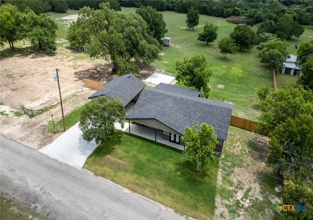 Photo 1 of Single family home for sale at 234 County Rd 3400, Lampasas, TX 76550 | MLS# 618120 | Listing updated on 2026-09-08