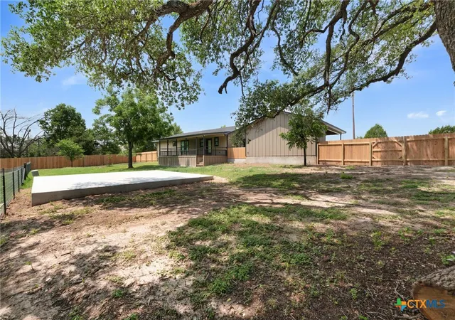 Photo 2 of Single family home for sale at 234 County Rd 3400, Lampasas, TX 76550 | MLS# 618120 | Listing updated on 2026-09-08