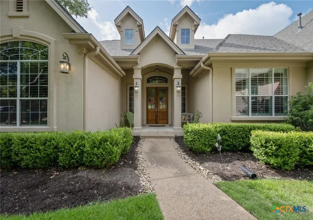 Photo 3 of Single family home for sale at 29 Meadows End, Georgetown, TX 78628 | MLS# 617025 | Listing updated on 2026-09-28