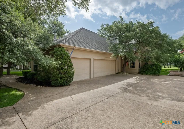 Photo 3 of Single family home for sale at 29 Meadows End, Georgetown, TX 78628 | MLS# 617025 | Listing updated on 2026-09-28