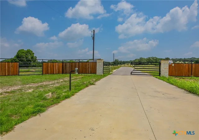 Photo 2 of Land for sale at 286 Grand Cyn Dr, Mc Gregor, TX 76657 | MLS# 617805 | Listing updated on 2026-09-02