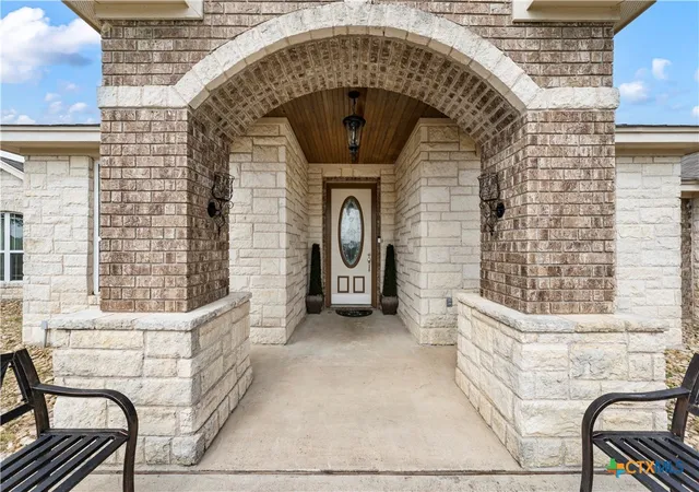 Photo 3 of Single family home for sale at 522 County Rd 3371, Kempner, TX 76539 | MLS# 618208 | Listing updated on 2026-08-25