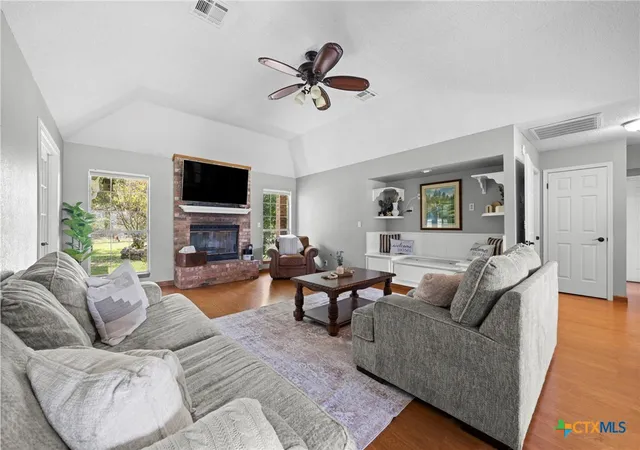Photo 3 of Single family home for sale at 3912 Chisholm Trl, Salado, TX 76571 | MLS# 617999 | Listing updated on 2026-09-09