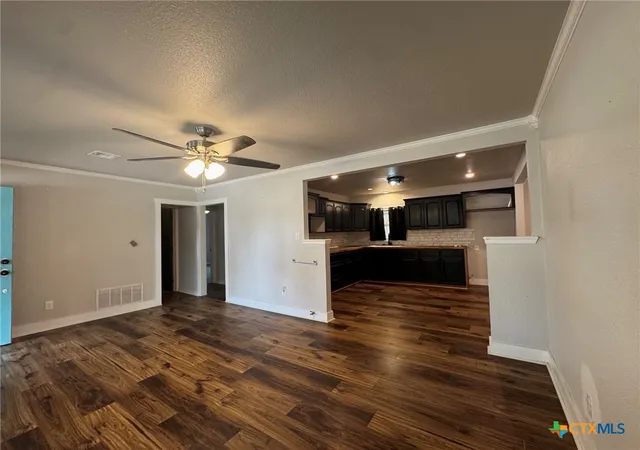 Photo 4 of Single family home for sale at 2402 Oak Dr, Gatesville, TX 76528 | MLS# 618270 | Listing updated on 2026-09-02