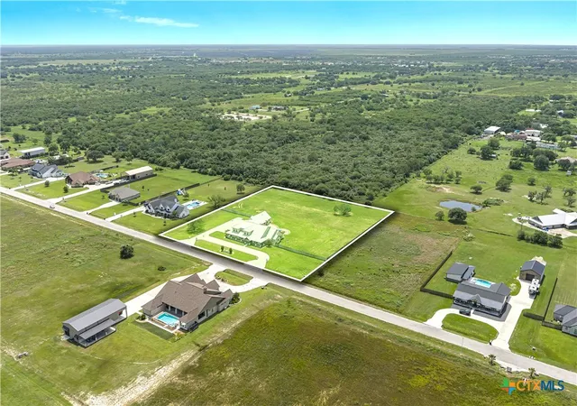 Photo 4 of Single family home for sale at 158 Sendera Loop, Victoria, TX 77904 | MLS# 618283 | Listing updated on 2026-08-19