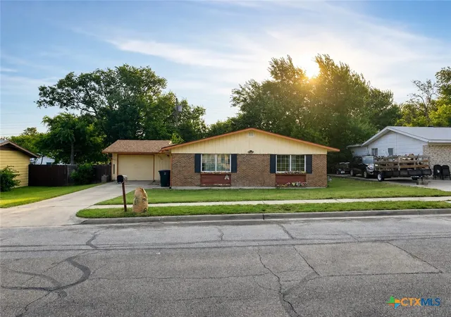 Photo 1 of Single family home for sale at 1305 Elia St, Killeen, TX 76541 | MLS# 618348 | Listing updated on 2026-09-16