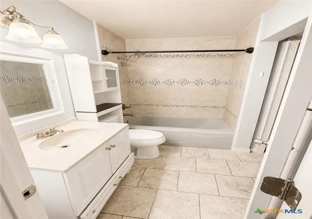 Photo 3 of Single family home for sale at 1305 Elia St, Killeen, TX 76541 | MLS# 618348 | Listing updated on 2026-09-16