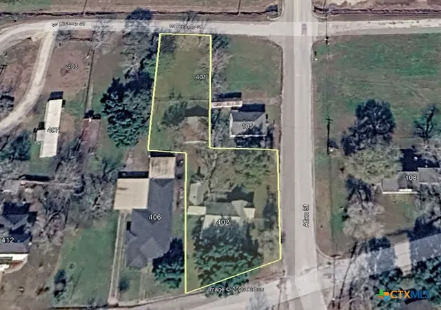 Photo 2 of Single family home for sale at 402 Young St, Edna, TX 77957 | MLS# 618288 | Listing updated on 2026-09-17