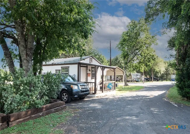 Manufactured home for sale at 263 Timber Ln, Bandera, TX 78003 | MLS# 618485