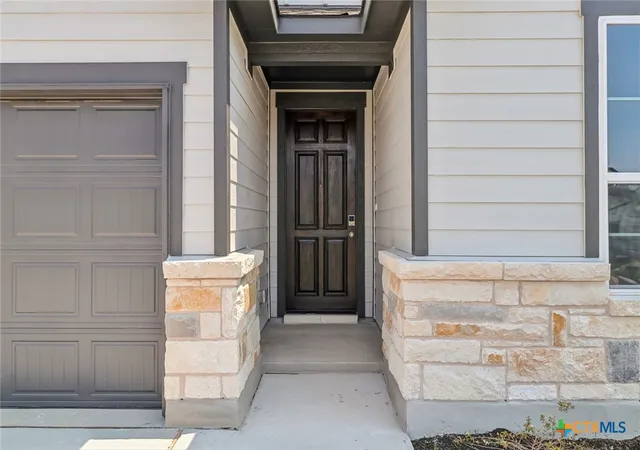 Photo 3 of Sale Pending at 1205 Lavender Way, Georgetown, TX 78628 | MLS# 618490 | Listing updated on 2026-09-02