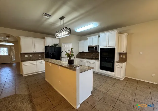 Photo 4 of Single family home for sale at 6306 Mustang Crk Rd, Killeen, TX 76549 | MLS# 618497 | Listing updated on 2026-09-13