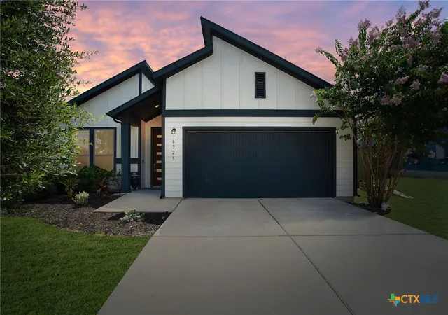 Photo 1 of Single family home for sale at 16525 Sw Summery St, Manor, TX 78653 | MLS# 617804 | Listing updated on 2026-10-03