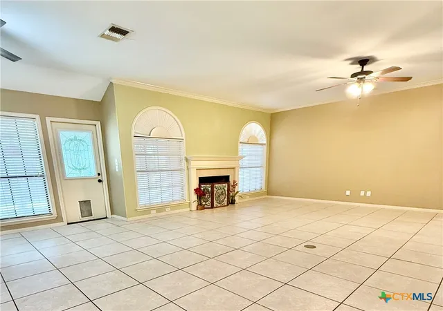 Photo 2 of Single family home for sale at 324 Spur Dr, Victoria, TX 77904 | MLS# 618158 | Listing updated on 2026-09-10