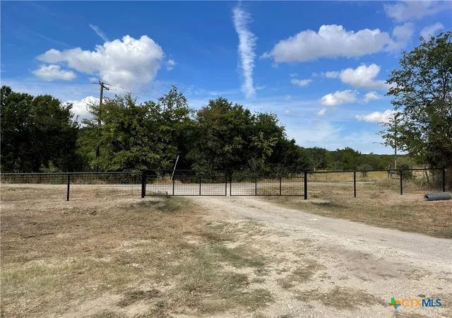 Photo 3 of Single family home for sale at 10378 Oakalla Rd, Killeen, TX 76549 | MLS# 618541 | Listing updated on 2026-08-28