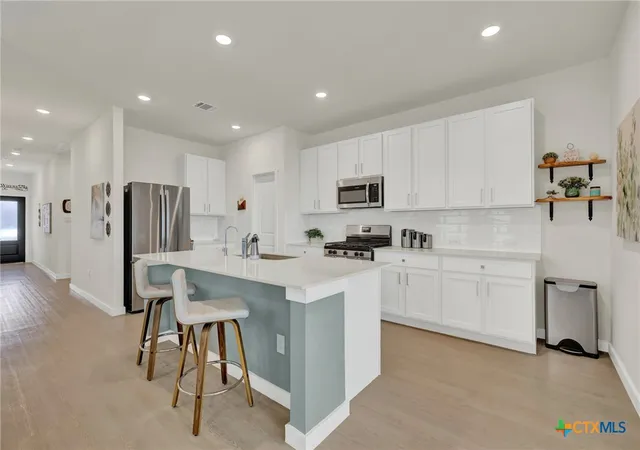 Photo 3 of Single family home for sale at 1248 Twisted Crk, New Braunfels, TX 78130 | MLS# 618463 | Listing updated on 2026-09-14