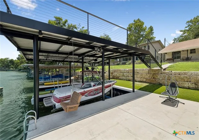 Photo 2 of Sale Pending at 611 Lake Placid Dr, Seguin, TX 78155 | MLS# 618513 | Listing updated on 2026-09-29