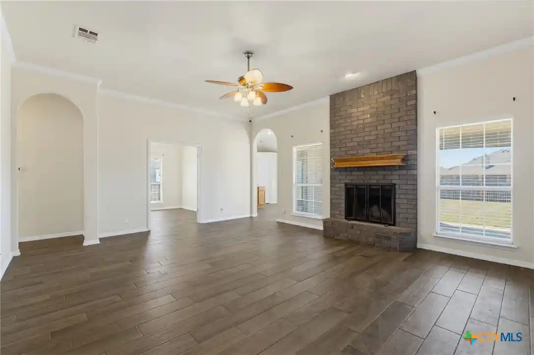 Photo 4 of Single family home for sale at 2022 Merlin Dr, Harker Heights, TX 76548 | MLS# 618628 | Listing updated on 2026-10-30