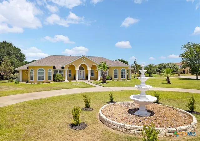 Photo 1 of Sale Pending at 348 Skyline Dr, Copperas Cove, TX 76522 | MLS# 618683 | Listing updated on 2026-09-11