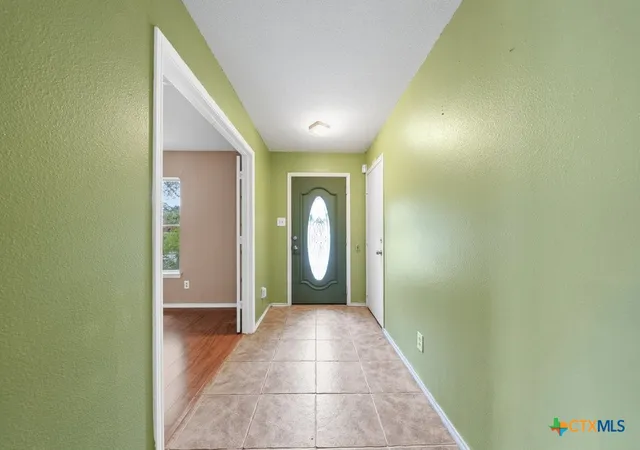 Photo 3 of Single family home for sale at 1644 Jasmine Dr, Schertz, TX 78154 | MLS# 618199 | Listing updated on 2026-09-16